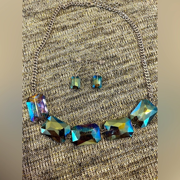 Jewelry - Jewelry set with the necklace and earrings beautiful blue color